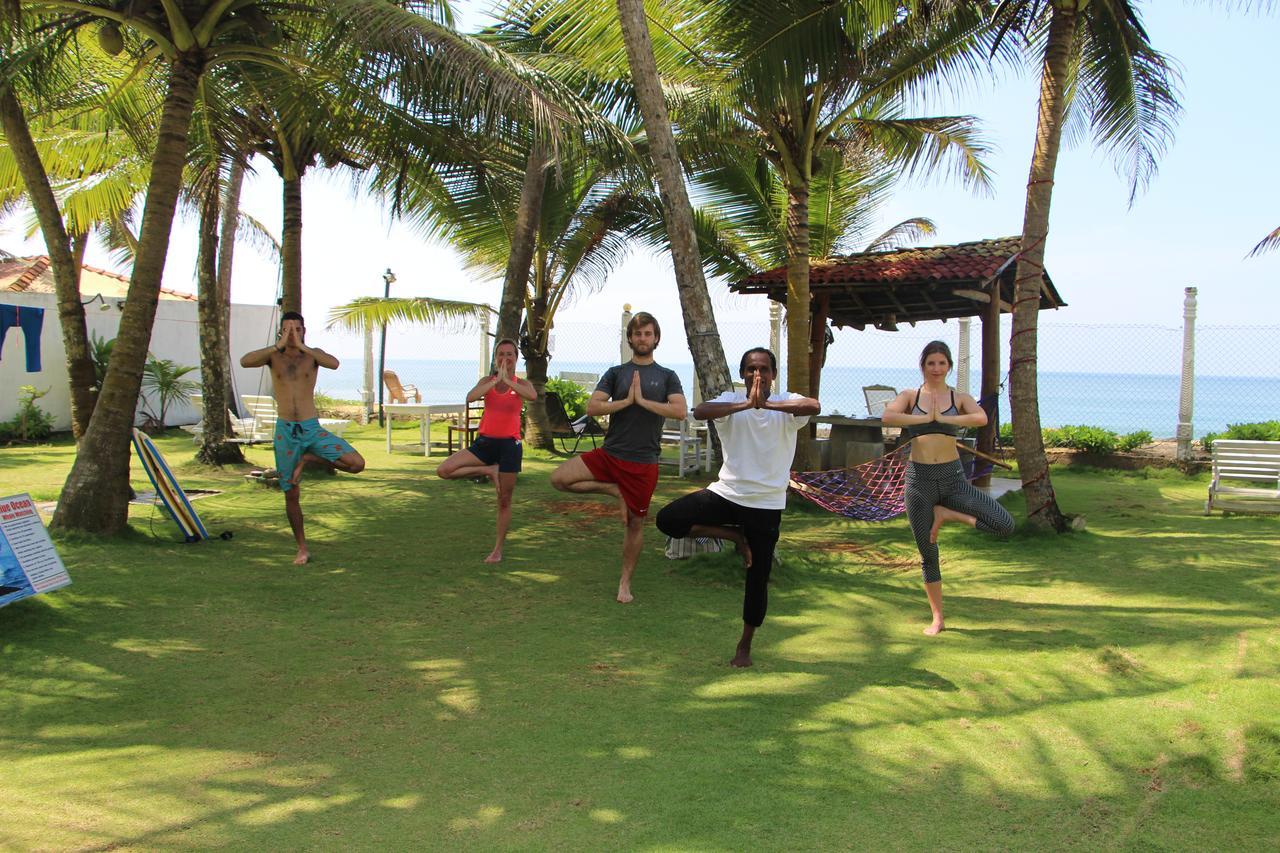 Ocean Breeze Villa Boossa Bagian luar foto